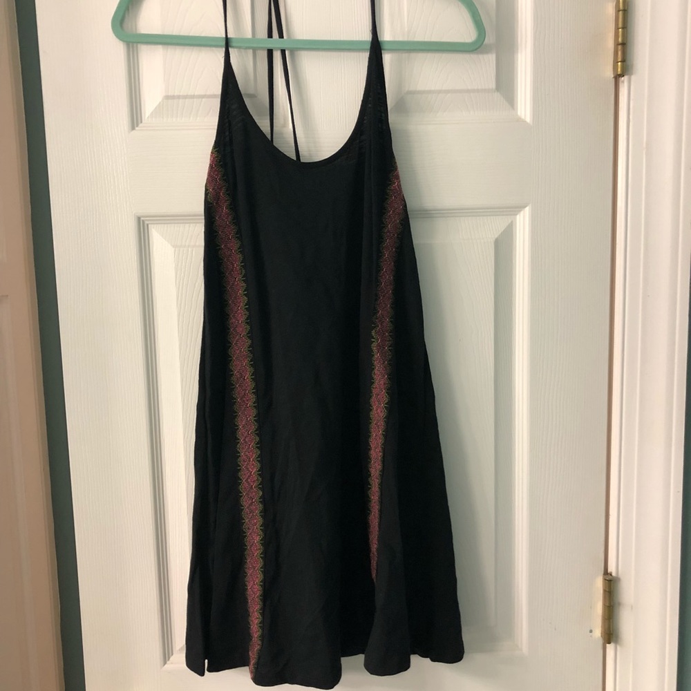 Dress (flowy) with fun side detail